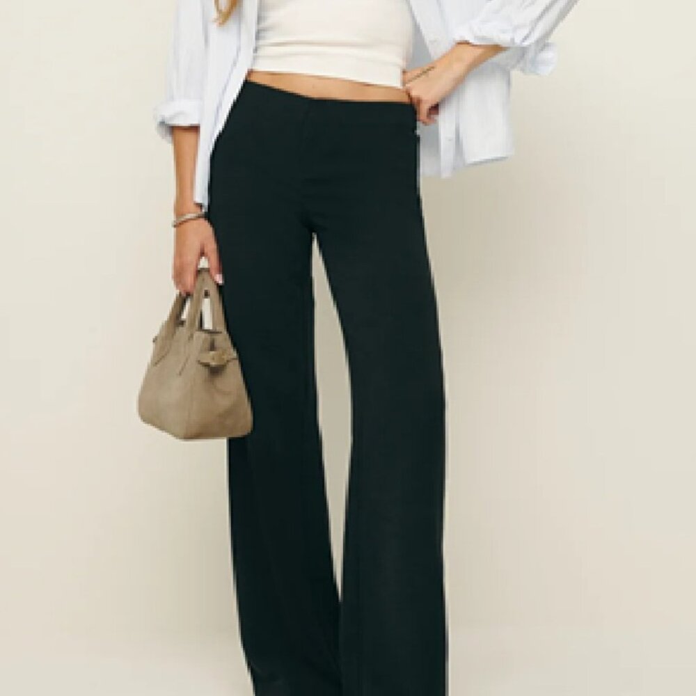 REFORMATION Vida Low Rise Pant in Black, size 6